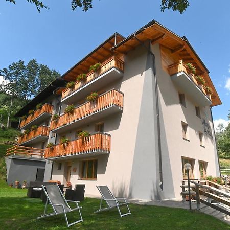 Albergo Sporting Пейо Фонти Екстериор снимка