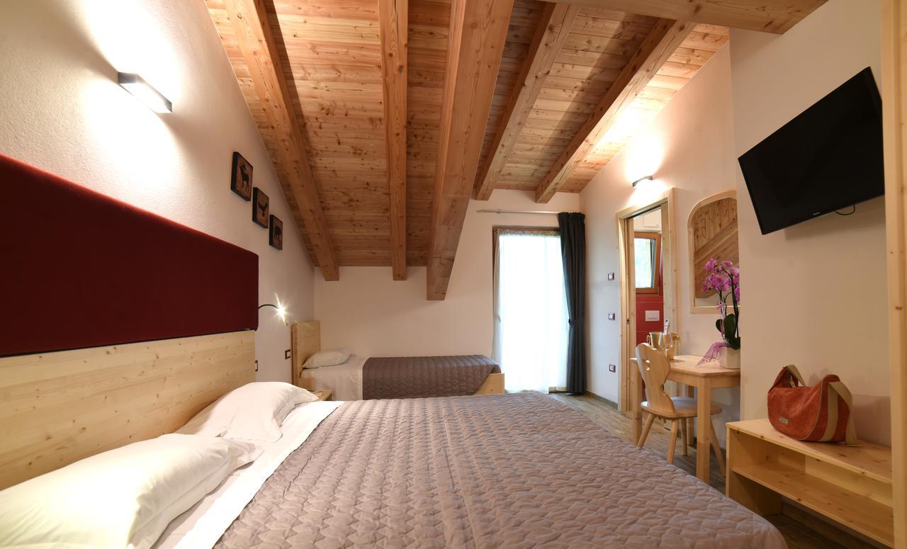 Albergo Sporting Пейо Фонти Екстериор снимка