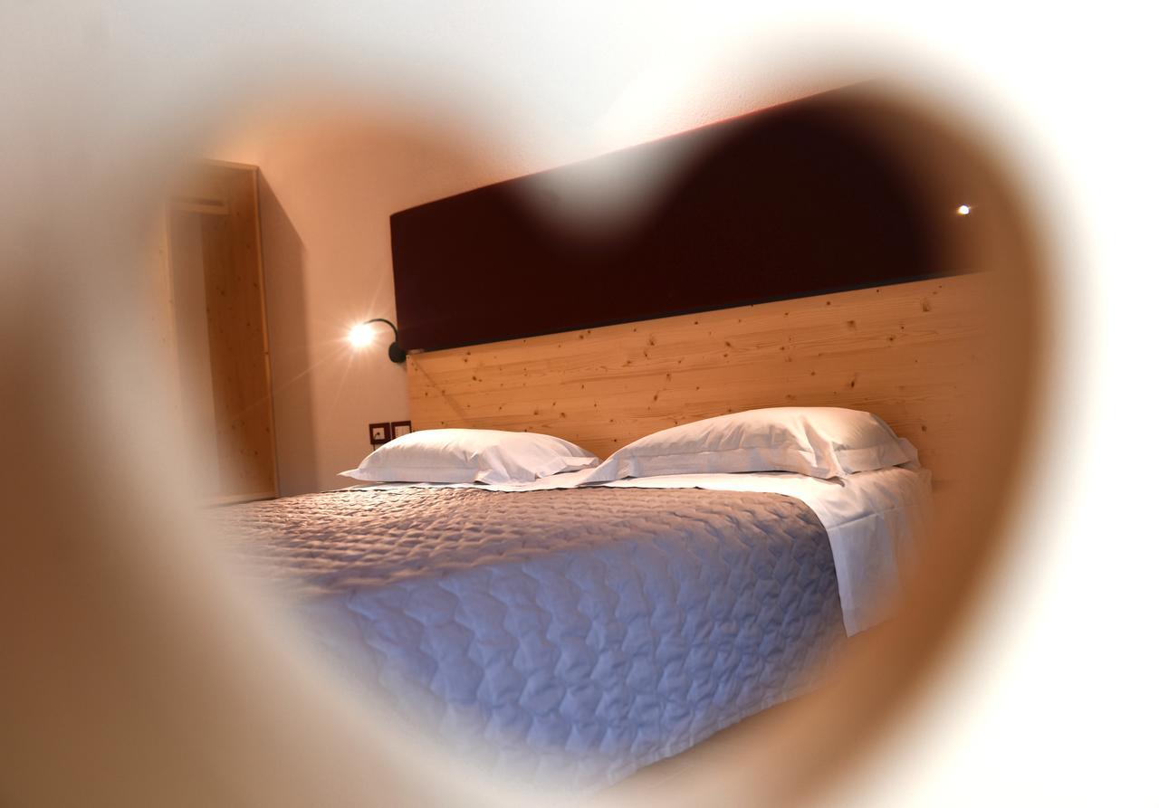 Albergo Sporting Пейо Фонти Екстериор снимка