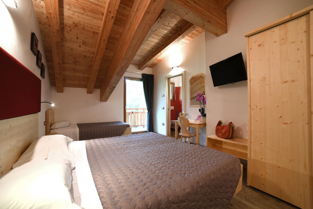 Albergo Sporting Пейо Фонти Екстериор снимка